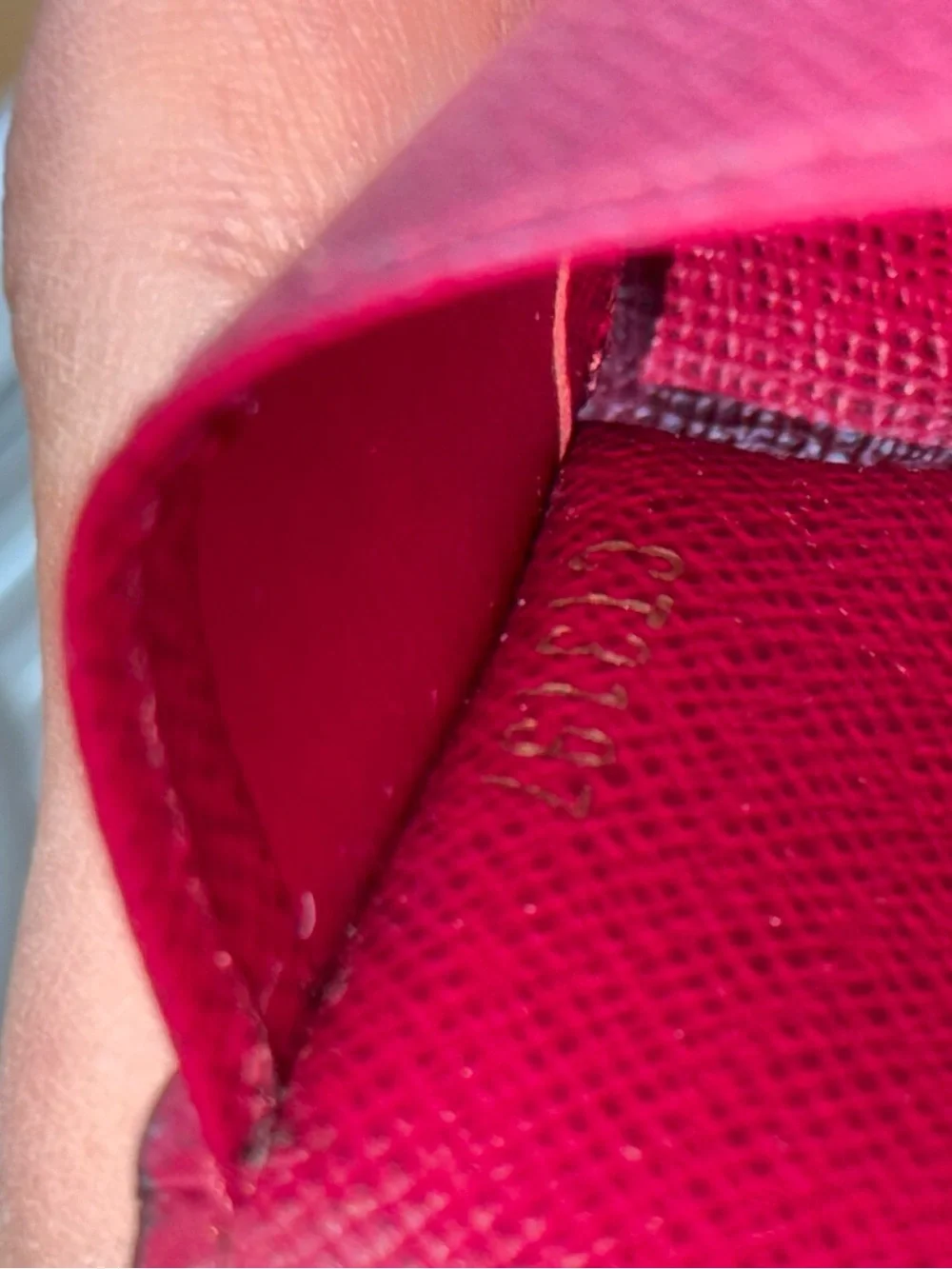 Louis Vuitton Multicle 4 Monogram Fuchsia Wallet